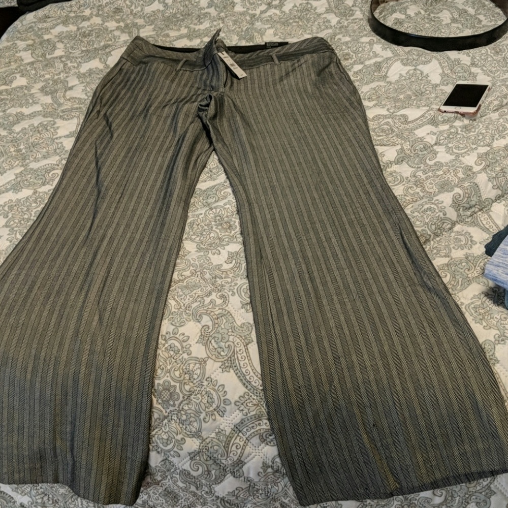 Express low rise flare pants NWT